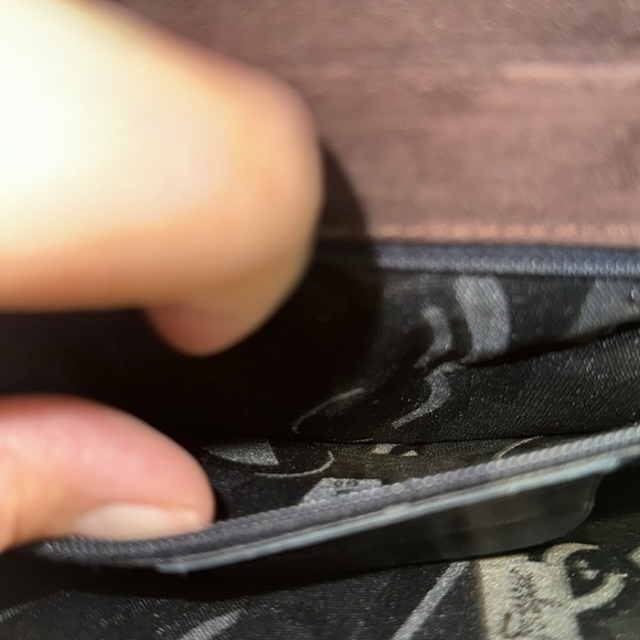 Authentic Salvatore Ferragamo wristlet - Picture 15 of 16